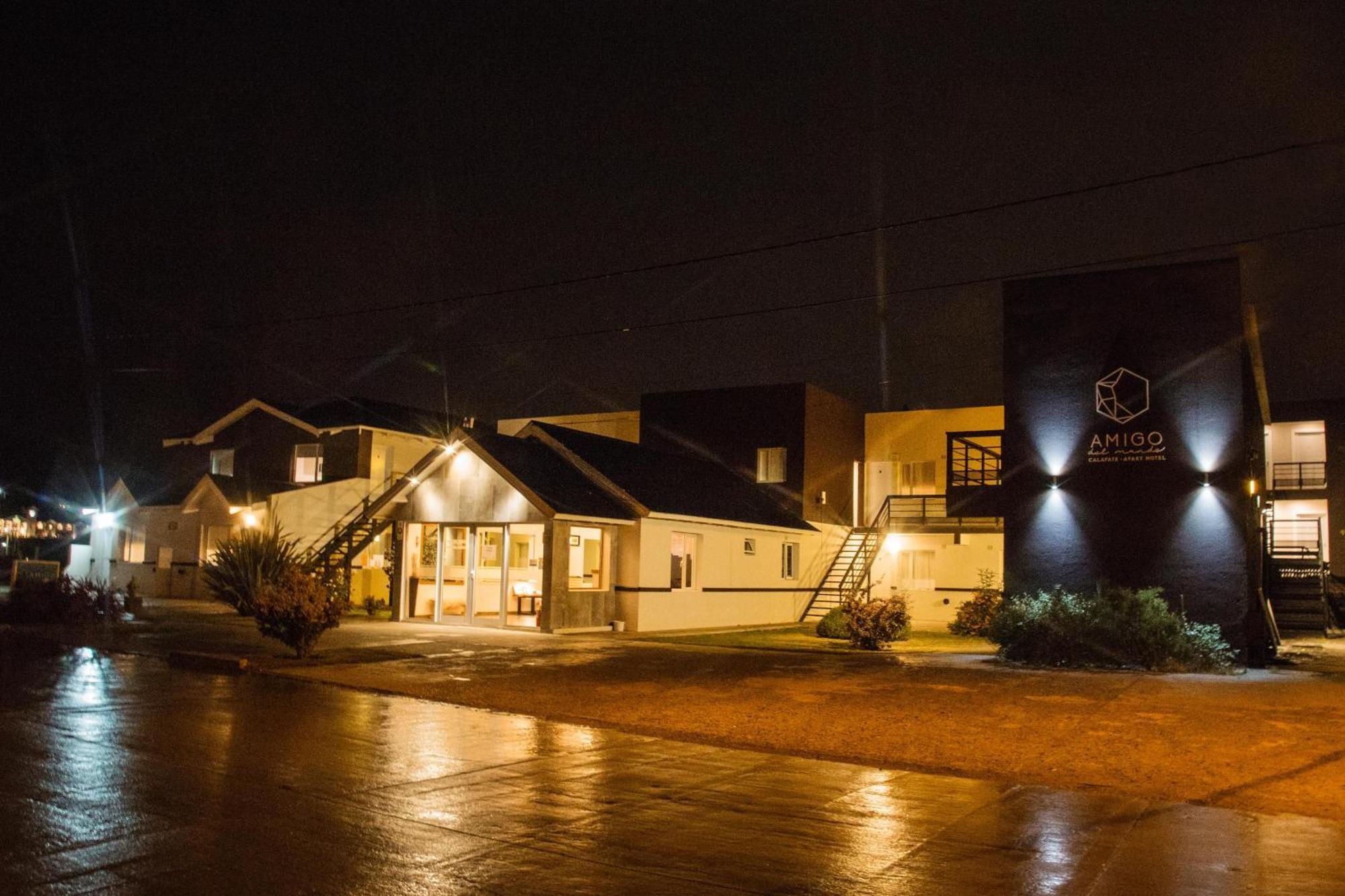 Hotel Amigo Del Mundo El Calafate Exterior photo